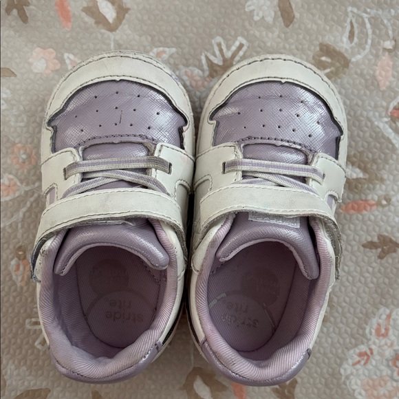 Stride Rite Baby-Girl's Sm Waverly Sneaker Size 5.5 - Picture 1 of 7
